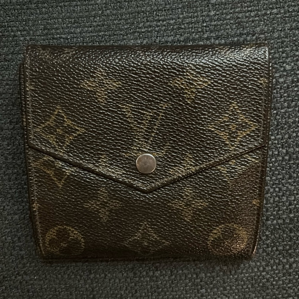 Vintage Louis Vuitton Elise Monogram Canvas Wallet